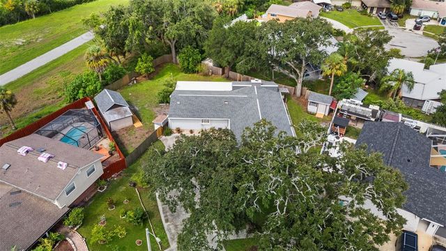 7002 APPLEWOOD COURT, Tampa, FL 33615