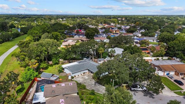 7002 APPLEWOOD COURT, Tampa, FL 33615