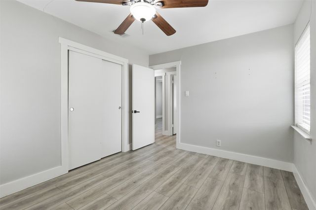 205 W Huitt Lane, Euless, TX 76040