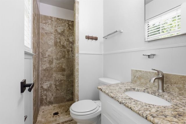 205 W Huitt Lane, Euless, TX 76040
