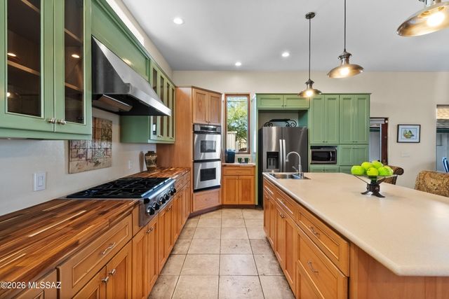 1125 E Seneca Street, Tucson, AZ 85719