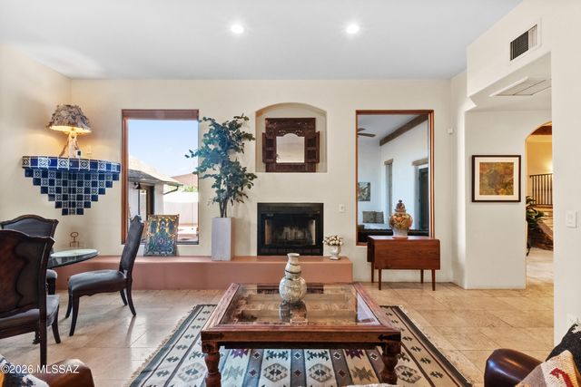 1125 E Seneca Street, Tucson, AZ 85719