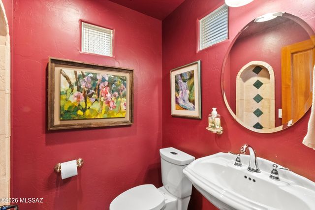 1125 E Seneca Street, Tucson, AZ 85719