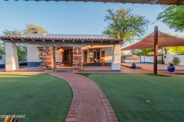 1125 E Seneca Street, Tucson, AZ 85719