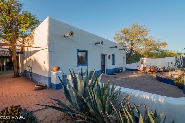 1125 E Seneca Street, Tucson, AZ 85719