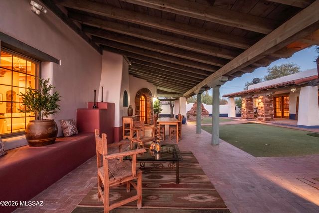 1125 E Seneca Street, Tucson, AZ 85719