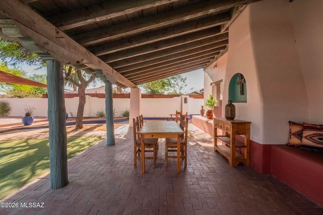1125 E Seneca Street, Tucson, AZ 85719