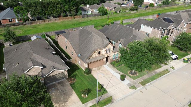 1991 Honey Meadow Lane, Pearland, TX 77089