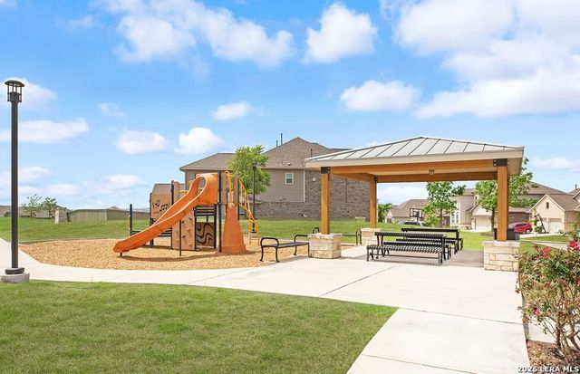 613 Foxbrook Way, Cibolo, TX 78108