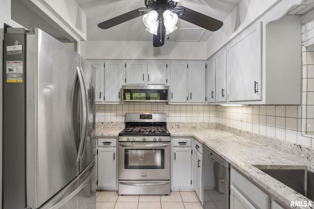 4622 30TH Avenue Court, Rock Island, IL 61201