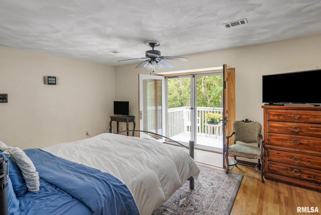 4622 30TH Avenue Court, Rock Island, IL 61201