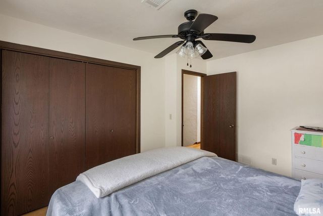 4622 30TH Avenue Court, Rock Island, IL 61201