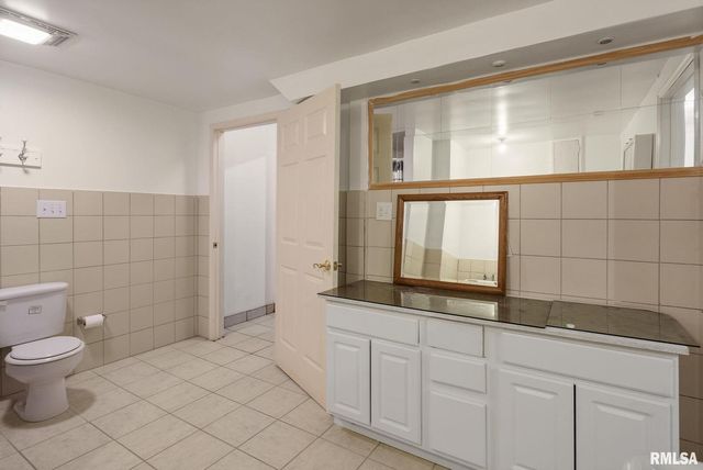 4622 30TH Avenue Court, Rock Island, IL 61201