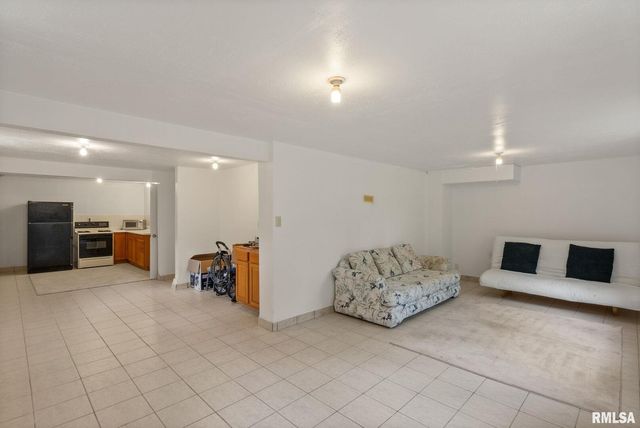 4622 30TH Avenue Court, Rock Island, IL 61201