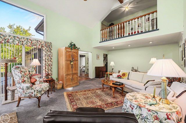 43052 W Kirkwood Drive, Clinton Twp, MI 48038