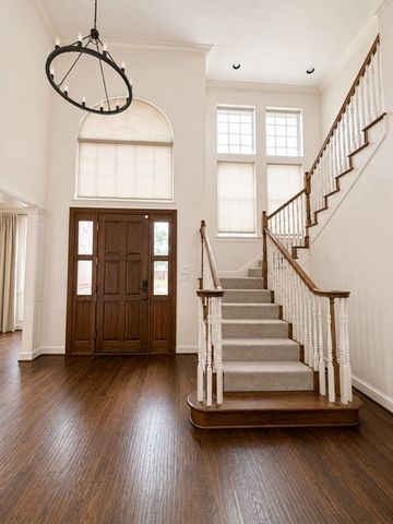 5001 Albany Drive, Plano, TX 75093