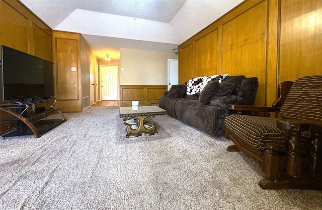 111 Harbor Haven Street, Gun Barrel City, TX 75156