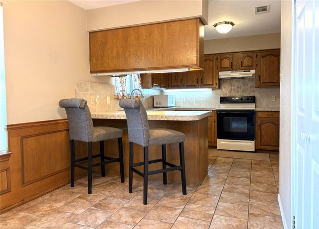 111 Harbor Haven Street, Gun Barrel City, TX 75156