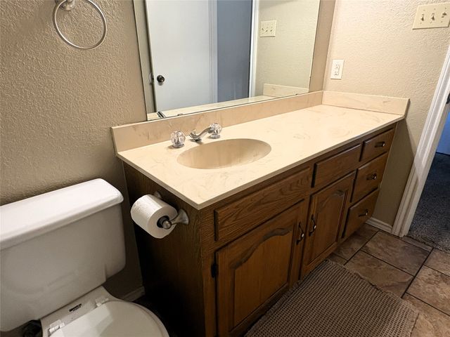 111 Harbor Haven Street, Gun Barrel City, TX 75156