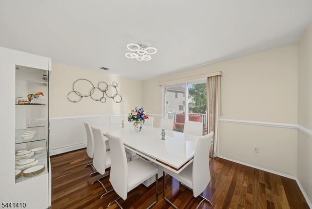41 Nicole Ln, Parsippany-troy Hills Twp., NJ 07054