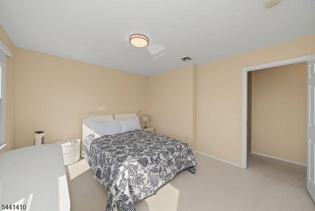 41 Nicole Ln, Parsippany-troy Hills Twp., NJ 07054