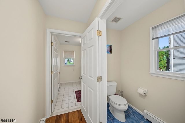 41 Nicole Ln, Parsippany-troy Hills Twp., NJ 07054