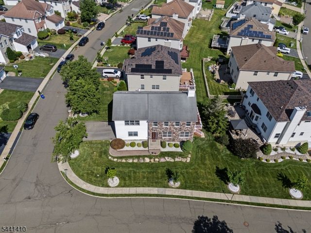 41 Nicole Ln, Parsippany-troy Hills Twp., NJ 07054