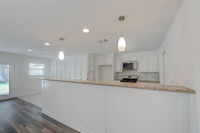 10810 Willowisp Drive, Houston, TX 77035