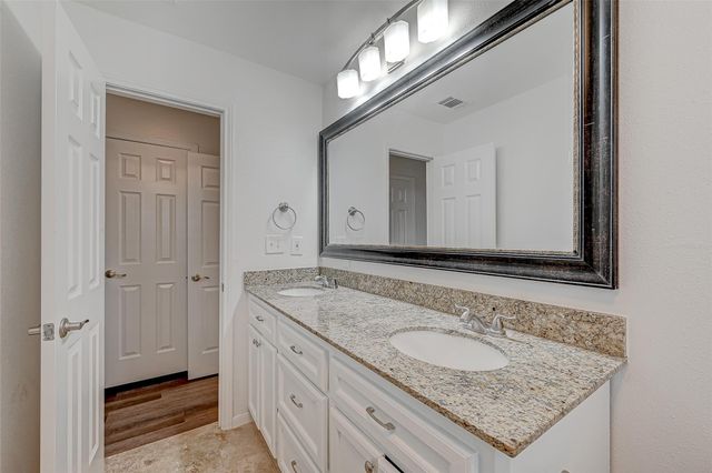 10810 Willowisp Drive, Houston, TX 77035
