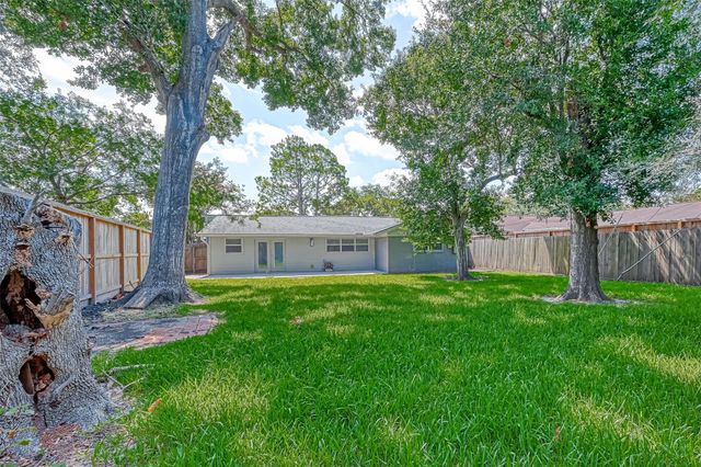 10810 Willowisp Drive, Houston, TX 77035