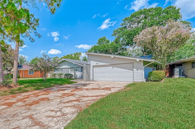 10810 Willowisp Drive, Houston, TX 77035