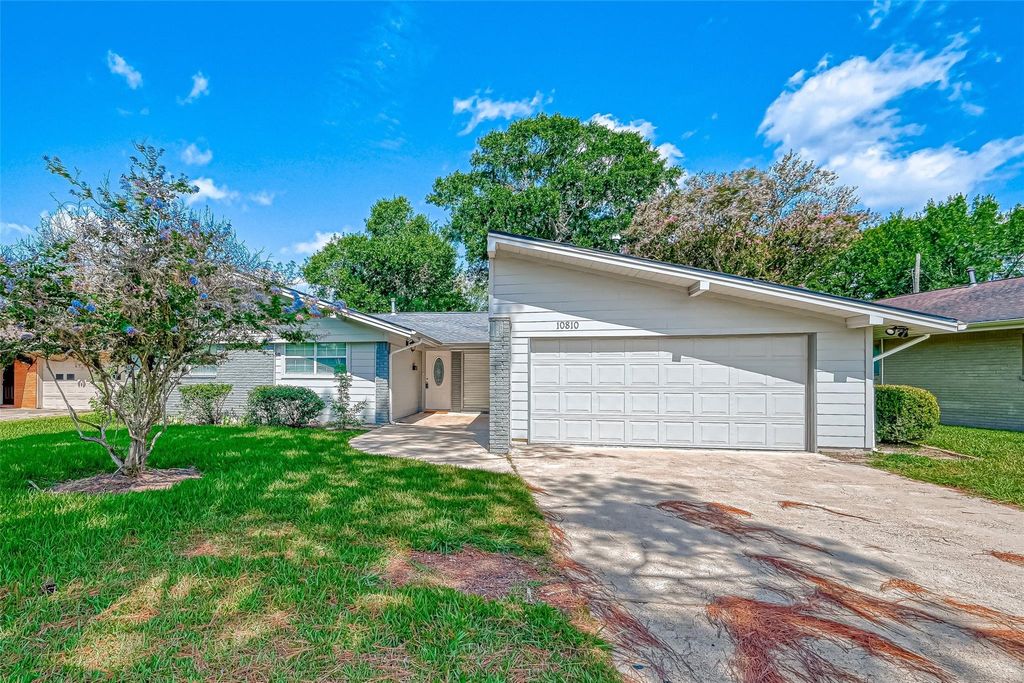 10810 Willowisp Drive, Houston, TX 77035