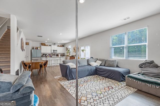 575 Walnut Grove Way, Pendergrass, GA 30567
