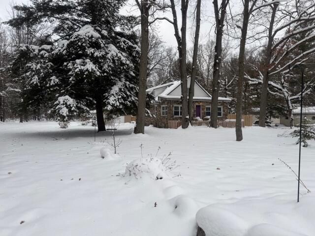 2053 W Parklane, White Cloud, MI 49349