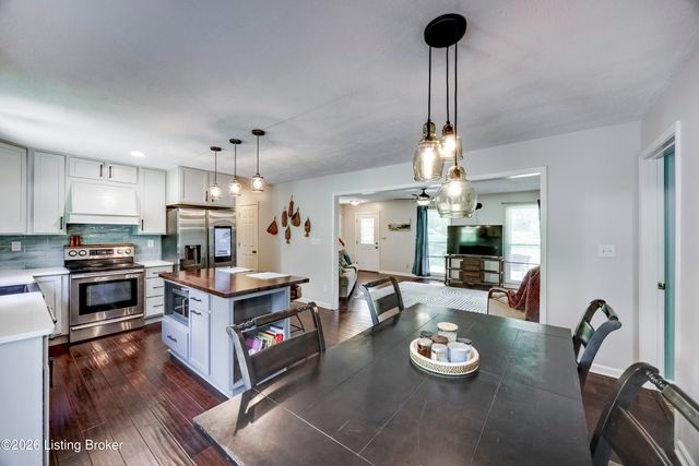 1801 Hawk Hill Rd, La Grange, KY 40031