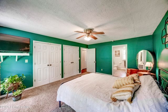 1801 Hawk Hill Rd, La Grange, KY 40031