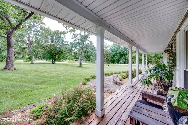 1801 Hawk Hill Rd, La Grange, KY 40031