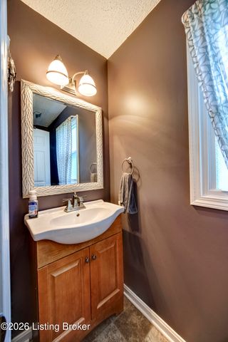 1801 Hawk Hill Rd, La Grange, KY 40031
