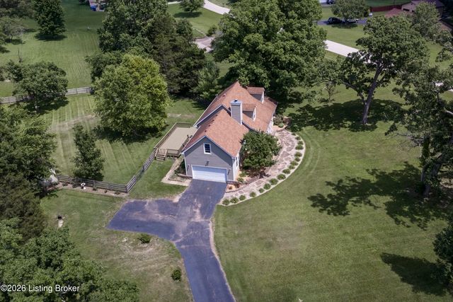 1801 Hawk Hill Rd, La Grange, KY 40031