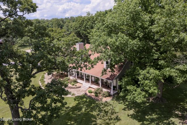 1801 Hawk Hill Rd, La Grange, KY 40031