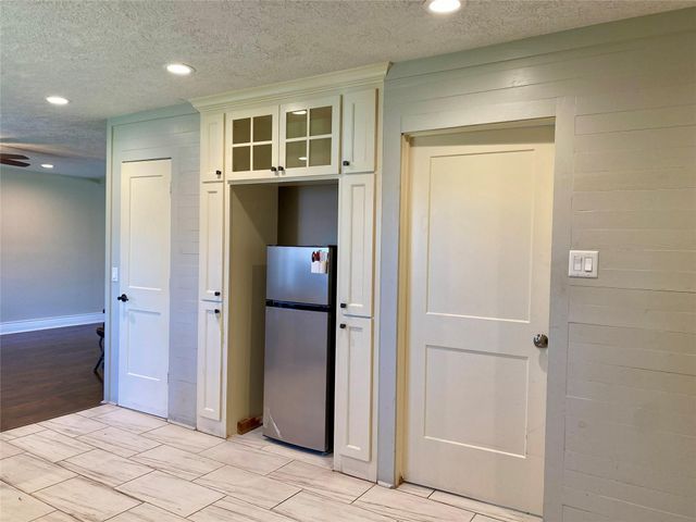14131 Woodforest Boulevard, Houston, TX 77015