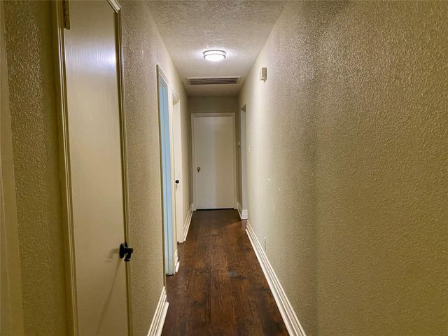 14131 Woodforest Boulevard, Houston, TX 77015