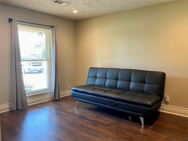 14131 Woodforest Boulevard, Houston, TX 77015