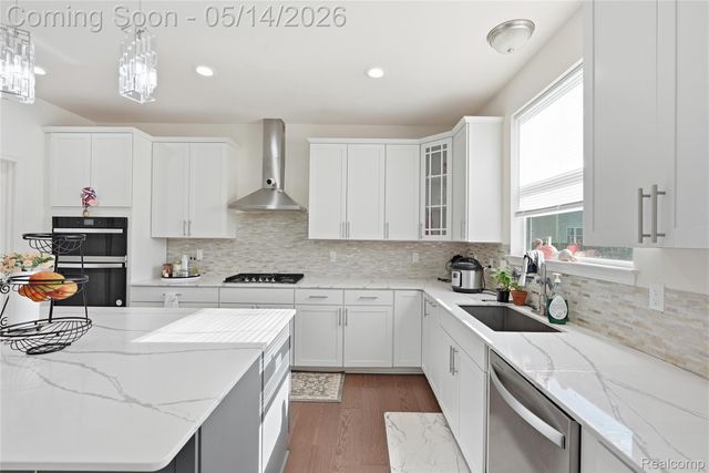 20975 Calabrese Drive, Lyon Charter Township, MI 48178