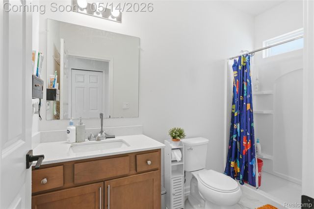 20975 Calabrese Drive, Lyon Charter Township, MI 48178