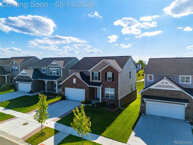 20975 Calabrese Drive, Lyon Charter Township, MI 48178