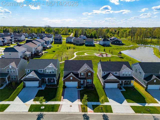 20975 Calabrese Drive, Lyon Charter Township, MI 48178