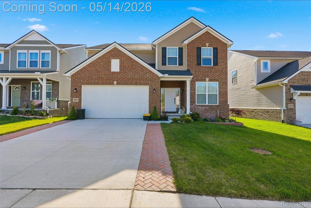 20975 Calabrese Drive, Lyon Charter Township, MI 48178