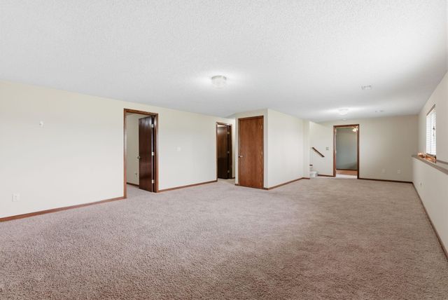 3719 S Westgate St, Wichita, KS 67215