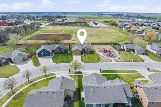 3719 S Westgate St, Wichita, KS 67215